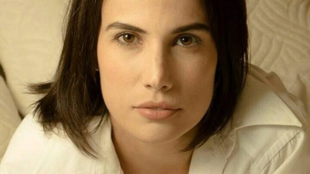 Gabi Costa, dubladora brasileira da Ciri, falece aos 33 anos