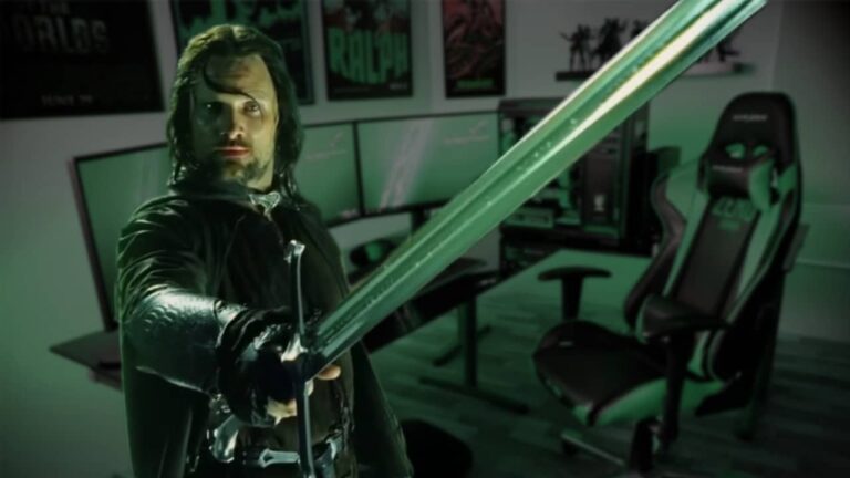 Homem da Fl&oacute;rida amea&ccedil;a pessoas com espada por interromper a sua jogatina