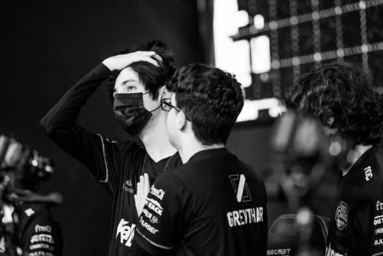 MSI 2022: Aegis viraliza na China e fica conhecido como &ldquo;bonit&atilde;o&rdquo;