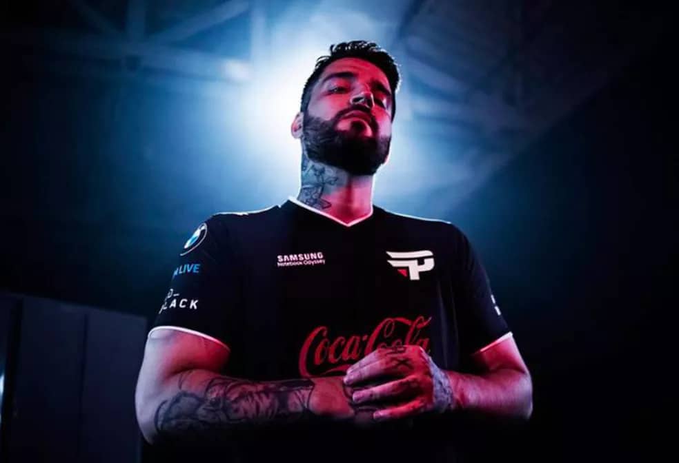 LOL: brTT anuncia sa&iacute;da da paiN