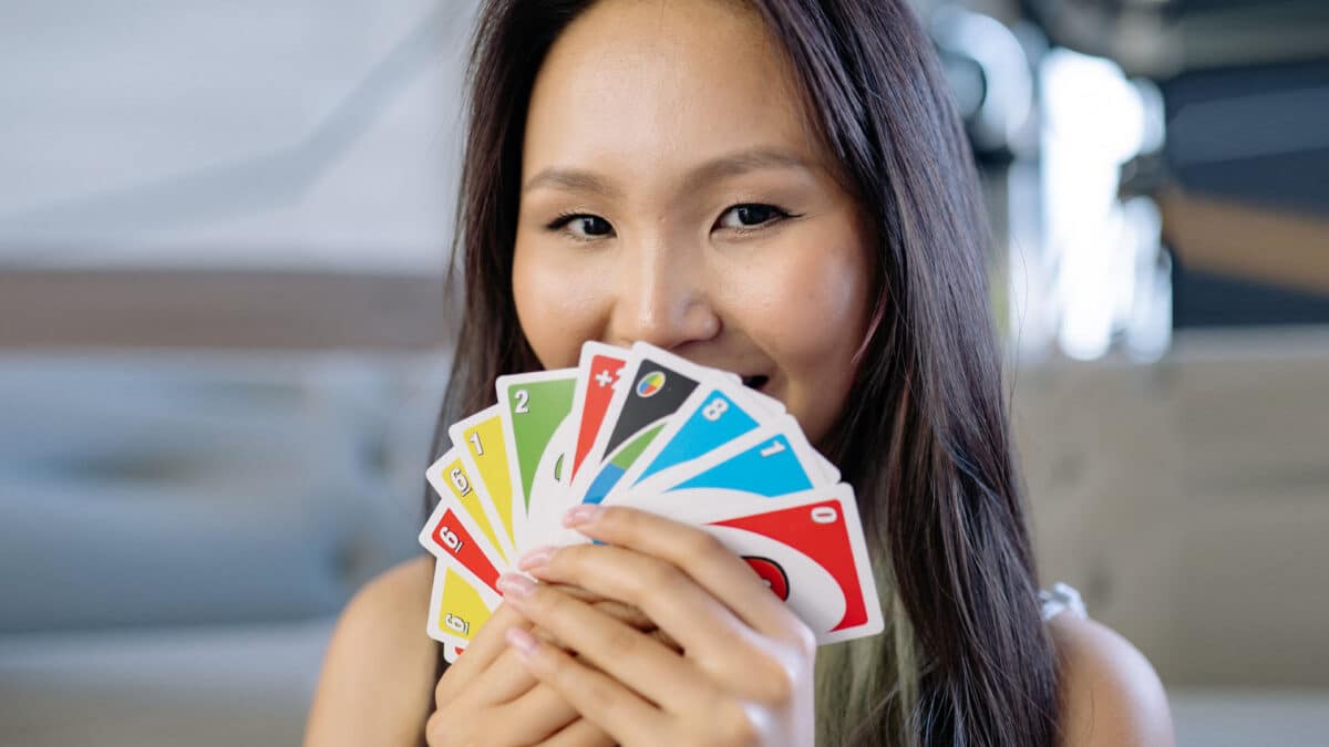 Como jogar UNO? Aprenda em 3 passos