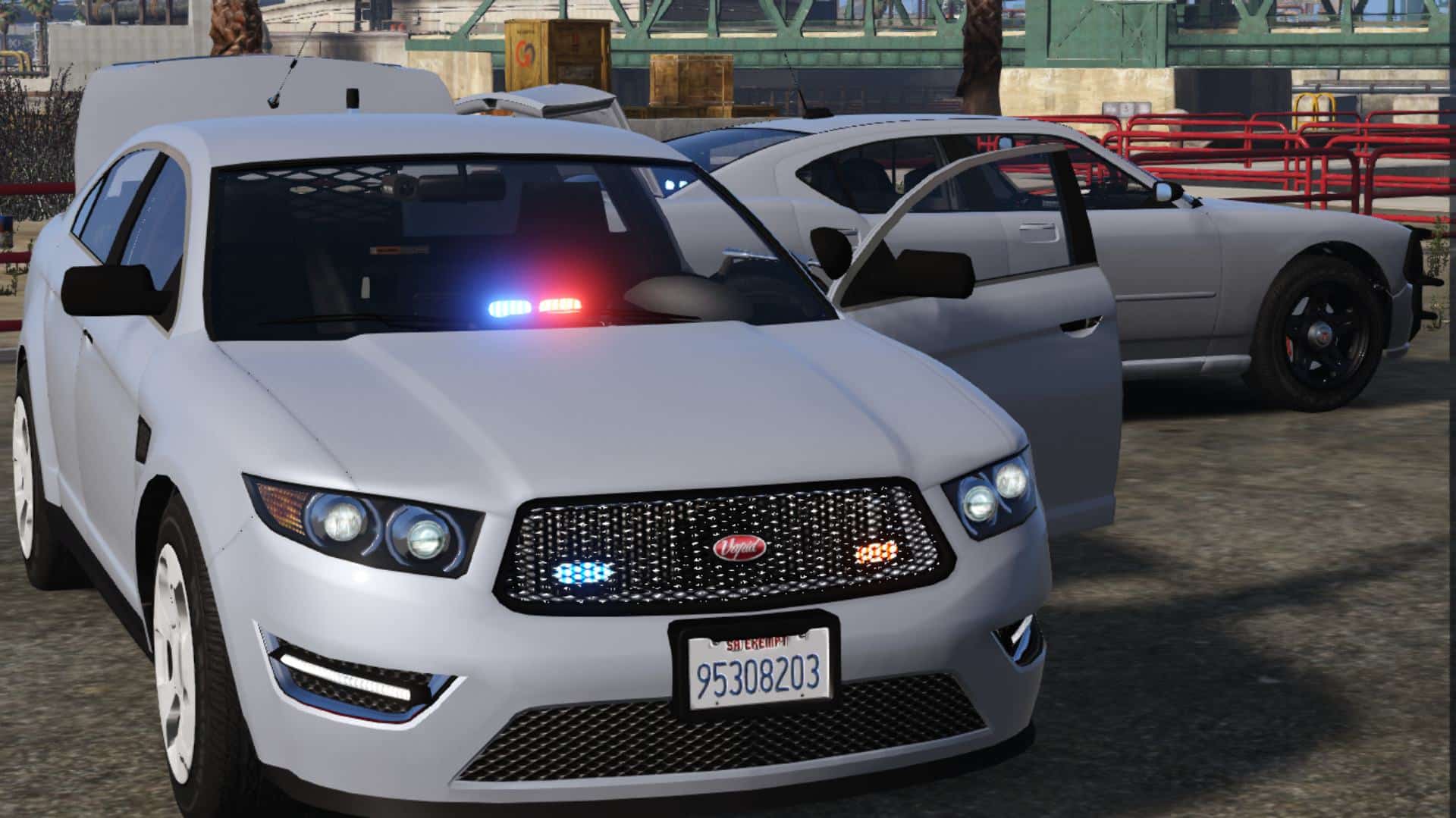 Foto de duas viaturas do mod "Unmarked Vapid Torrence [Add-On]" para GTA 5. (Divulga&ccedil;&atilde;o / Internet)