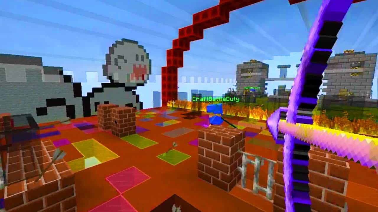 Foto de um jogador no PvP de Minecraft utilizando um Arco e Flecha.