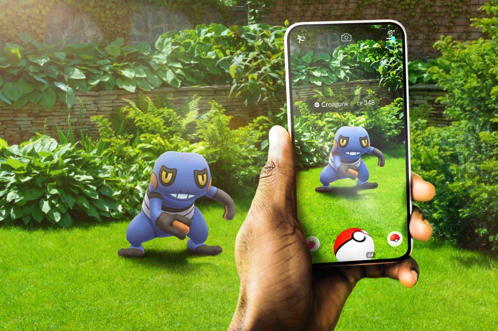 Foto de divulga&ccedil;&atilde;o da captura do Pok&eacute;mon Croagunk em Pok&eacute;mon GO. (Divulga&ccedil;&atilde;o / Niantic)