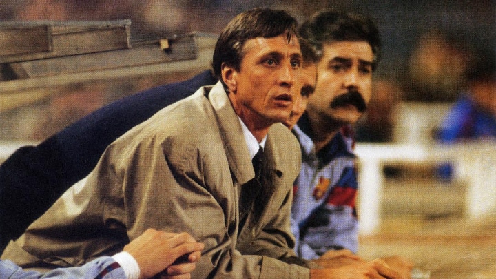Foto de Johann Cruyff treinando o Barcelona